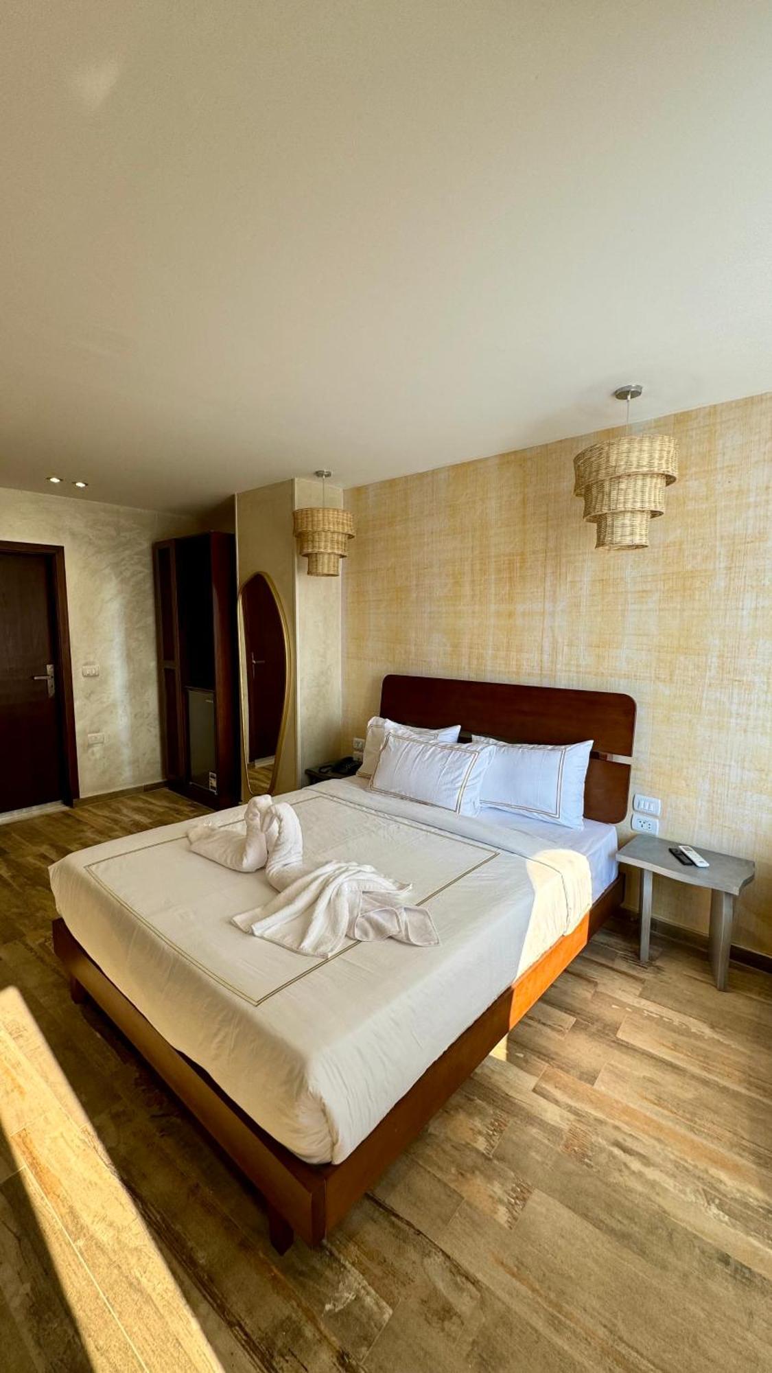 Almas Pyramids Hotel Kafret el-Gabal Екстериор снимка
